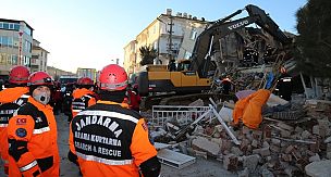 Elazığ Depremi Resimleri