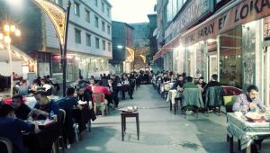 Patnos'ta İftar Sofrasına Yoğun İlgi