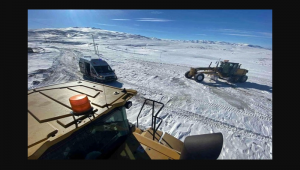 Diyadin'de kapanan yollar ulaşıma açıldı