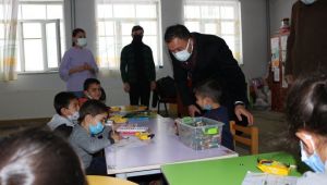 KAYMAKAM CANKATAR'DAN KUŞKAYA ORTAOKULUNA ZİYARET