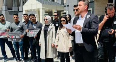Eğitim-Bir Sen Patnos temsilcileri, artan şiddet olaylarına tepki gösterdi.