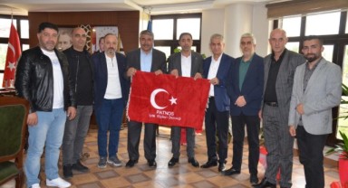 İyilik Elçileri Derneğinden Başkan Taşkın’a Ziyaret