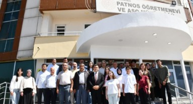 Patnos'ta LGS ve YKS'de Dereceye Giren Öğrenciler Ödüllendirildi.