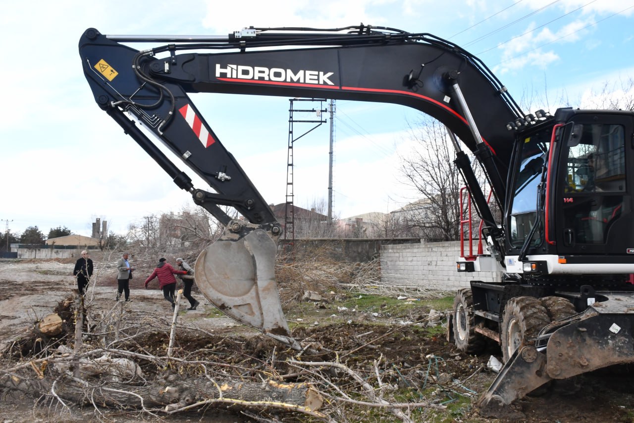 Patnos yol çalışması
