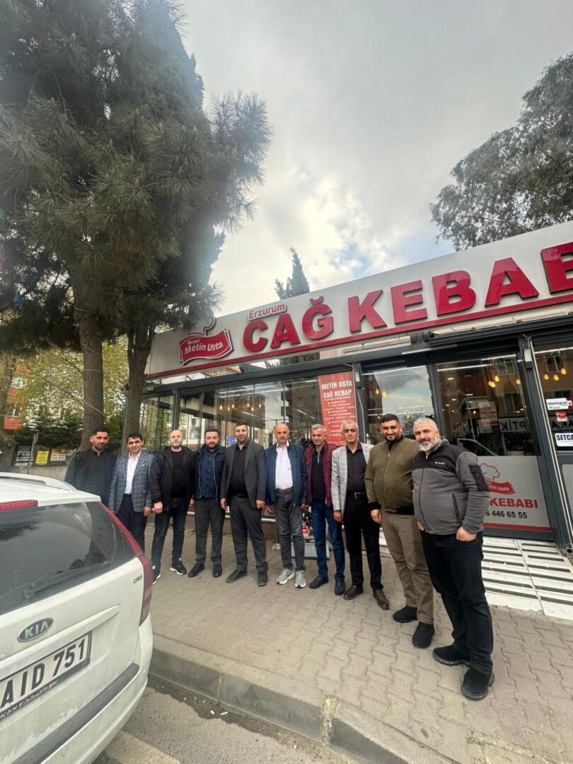 Ağrılı Çalışanlar, Patnoslu Meclis Üyesi Eyüp Sunar ile Bir Araya Geldi